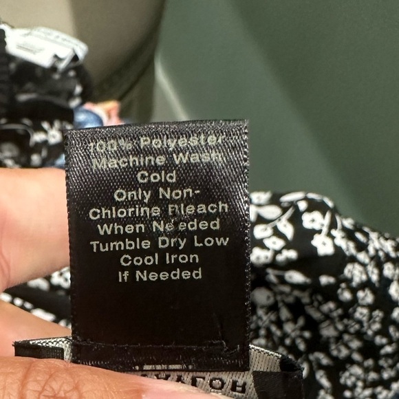 Ann Taylor Pink Floral Ruffle front long sleeve sheer blouse size small - Picture 6 of 7